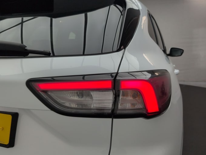 2025 Ford Kuga