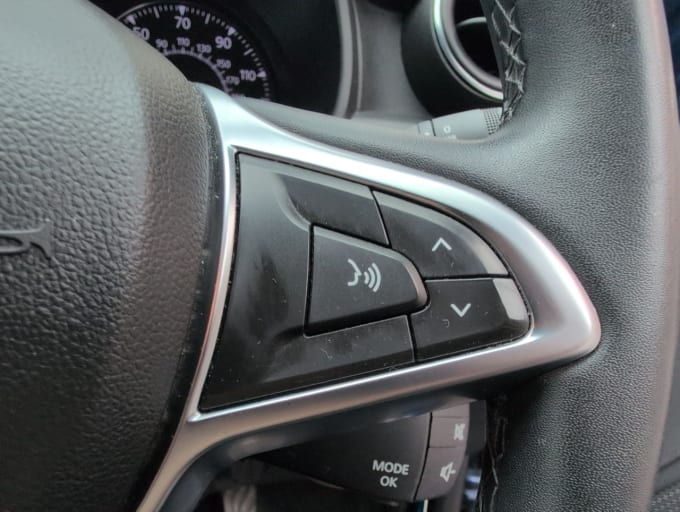 2025 Dacia Duster