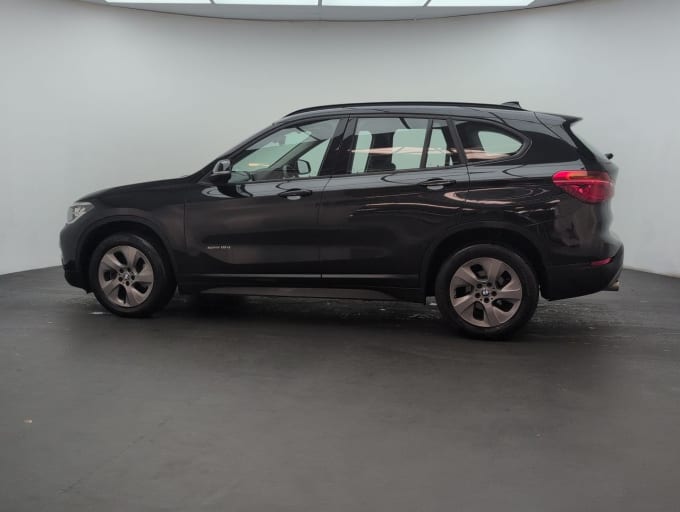 2025 BMW X1