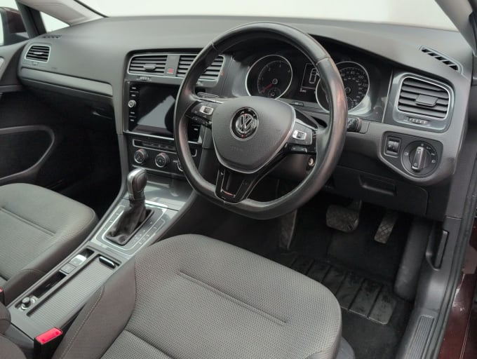 2025 Volkswagen Golf