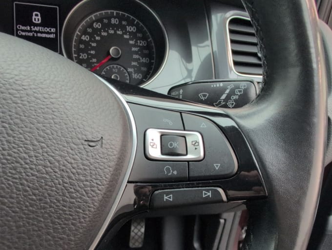 2025 Volkswagen Golf