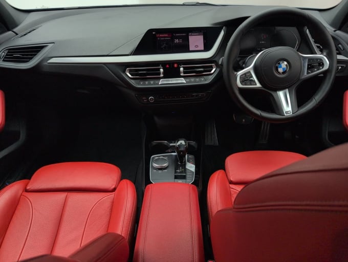 2025 BMW 1 Series