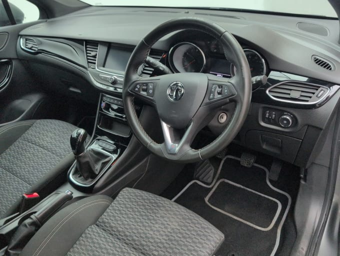 2025 Vauxhall Astra