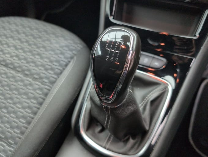 2025 Vauxhall Astra