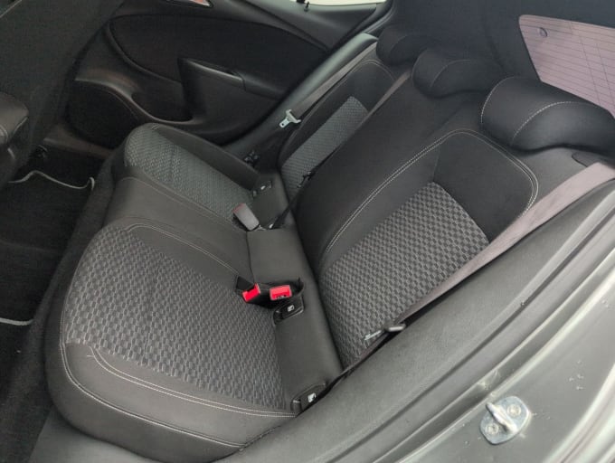2025 Vauxhall Astra