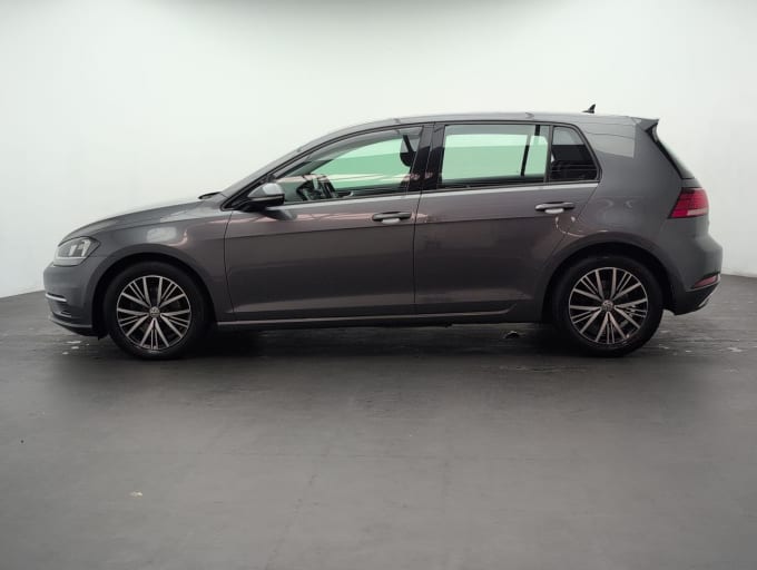 2025 Volkswagen Golf