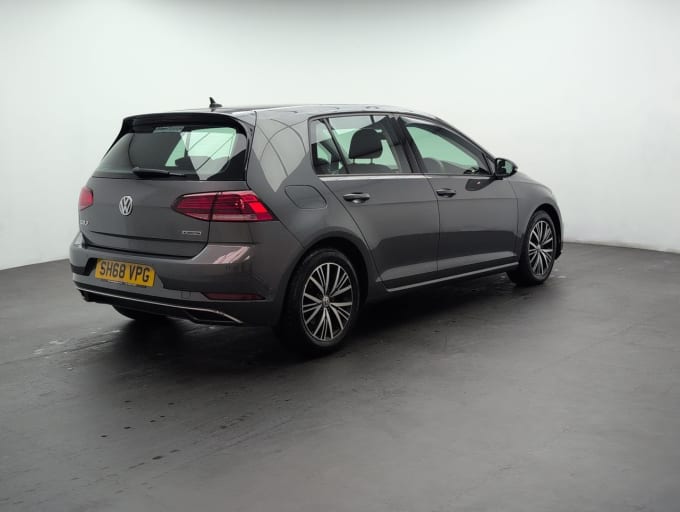 2025 Volkswagen Golf