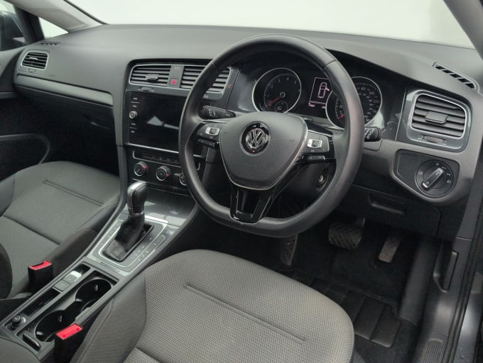 2025 Volkswagen Golf