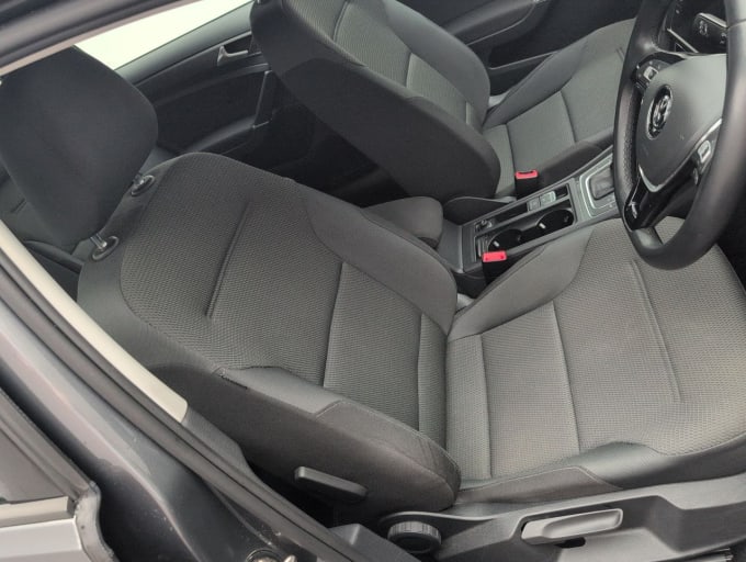 2025 Volkswagen Golf