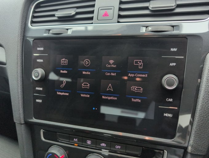 2025 Volkswagen Golf