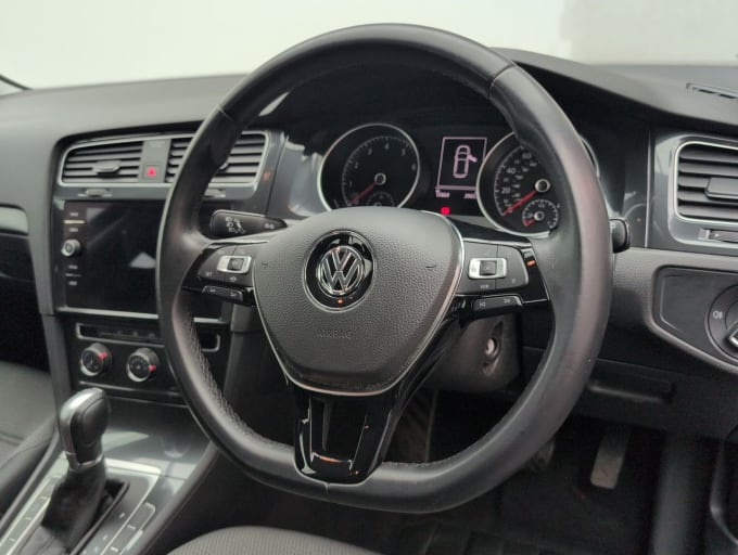 2025 Volkswagen Golf