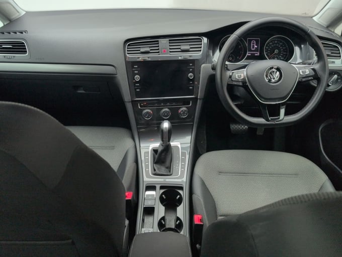 2025 Volkswagen Golf