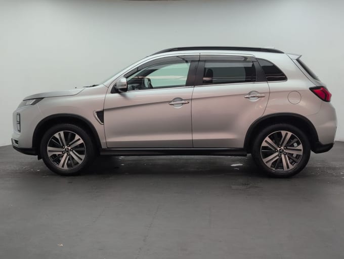 2025 Mitsubishi Asx