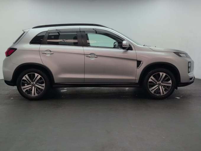 2025 Mitsubishi Asx