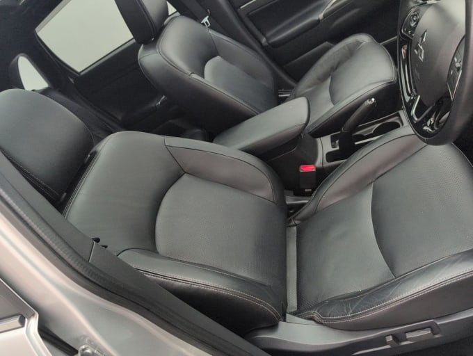 2025 Mitsubishi Asx