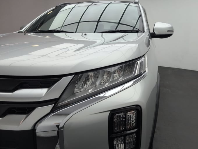 2025 Mitsubishi Asx