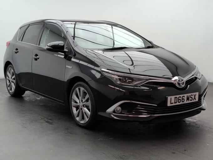 2025 Toyota Auris