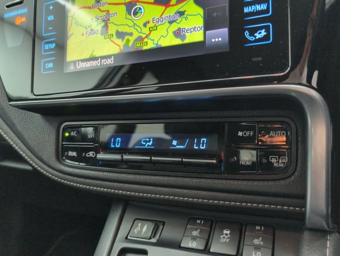 2025 Toyota Auris
