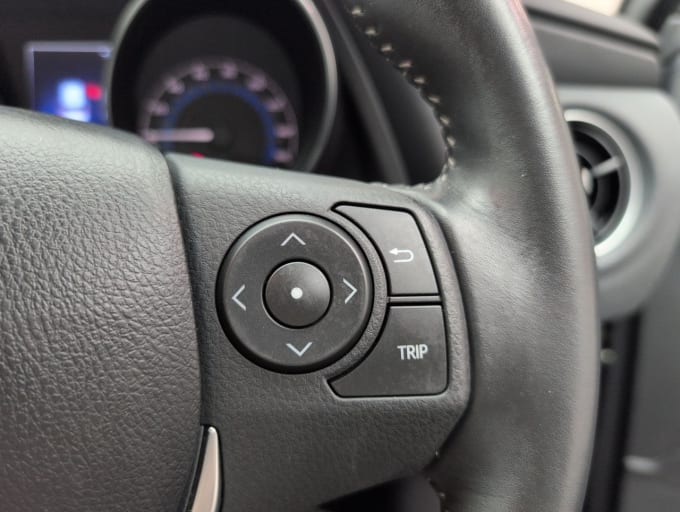2025 Toyota Auris
