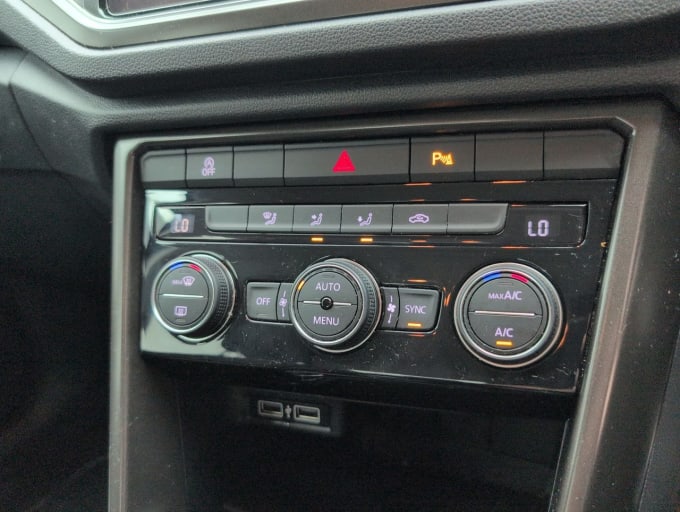 2025 Volkswagen T-roc