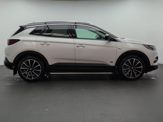 2025 Vauxhall Grandland X