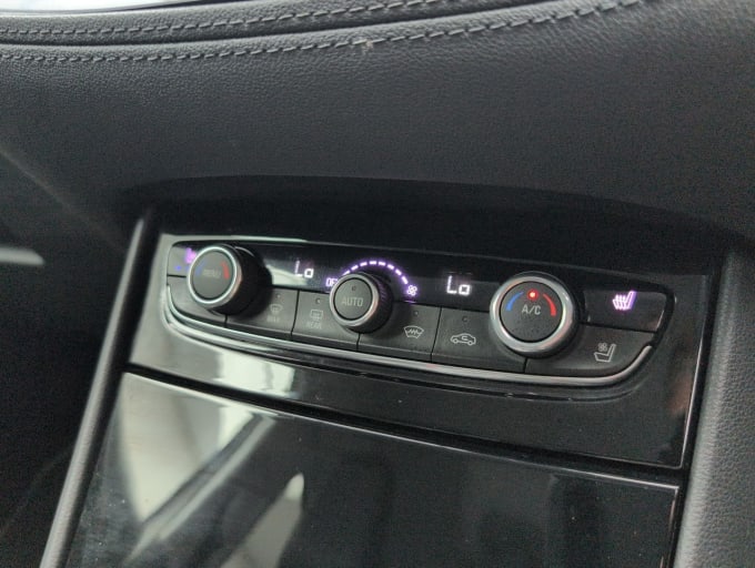 2025 Vauxhall Grandland X