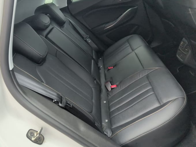 2025 Vauxhall Grandland X