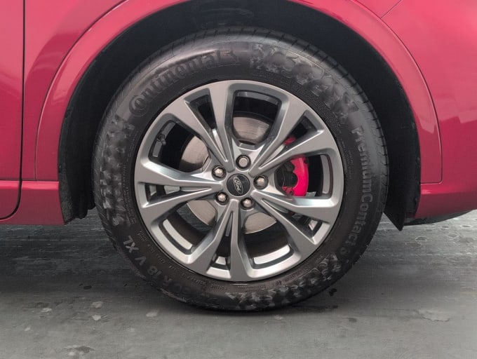 2025 Ford Kuga