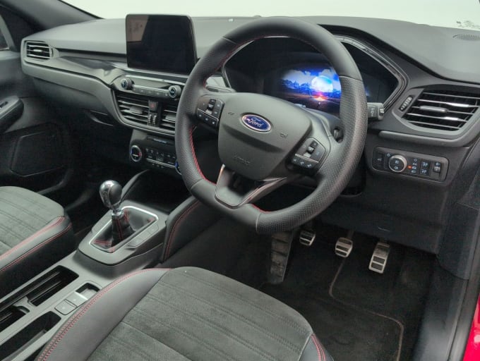 2025 Ford Kuga