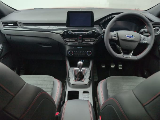 2025 Ford Kuga