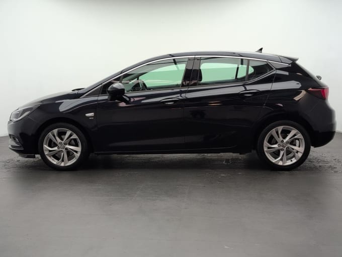2025 Vauxhall Astra
