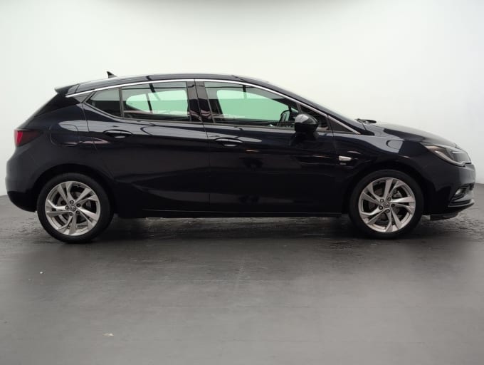 2025 Vauxhall Astra