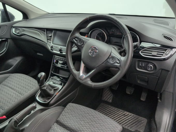 2025 Vauxhall Astra