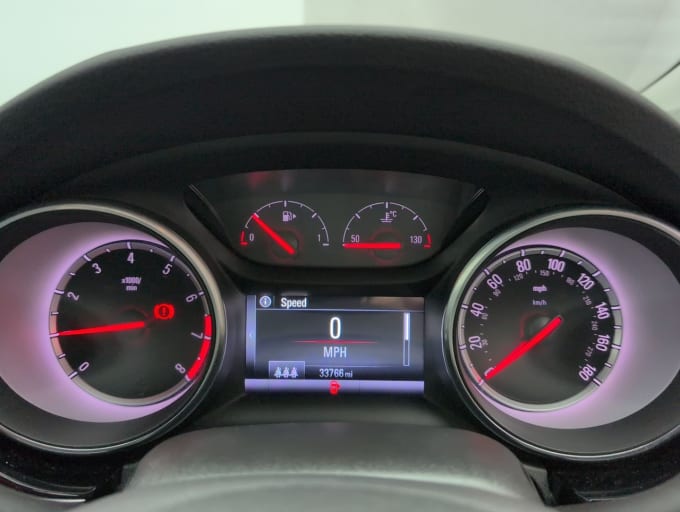 2025 Vauxhall Astra