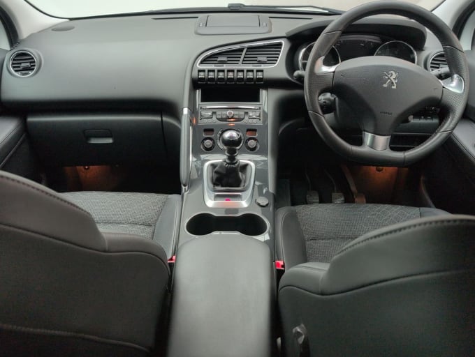 2025 Peugeot 3008