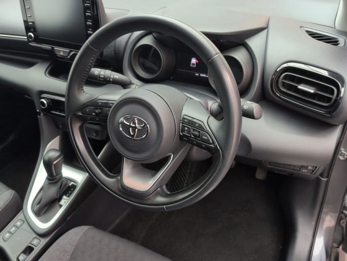 2025 Toyota Yaris