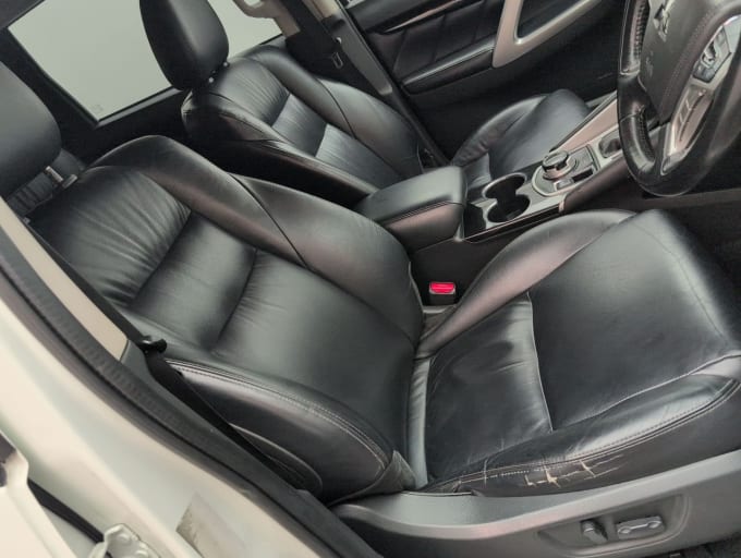 2025 Mitsubishi Shogun Sport