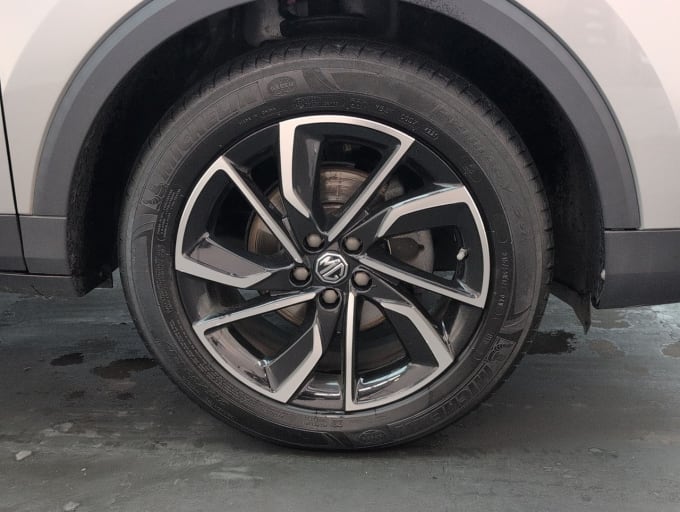 2025 Mg Mg Zs