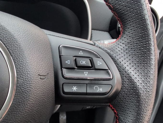 2025 Mg Mg Zs