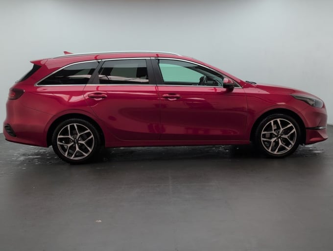 2025 Kia Ceed