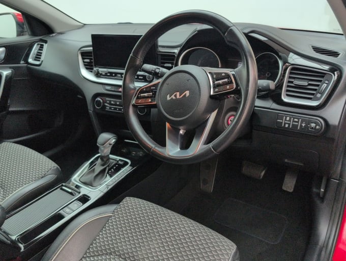 2025 Kia Ceed