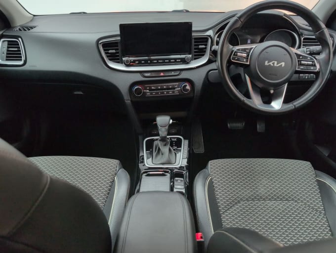 2025 Kia Ceed