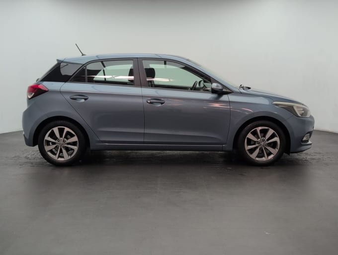 2025 Hyundai I20