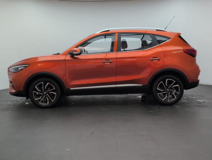 2025 Mg Mg Zs