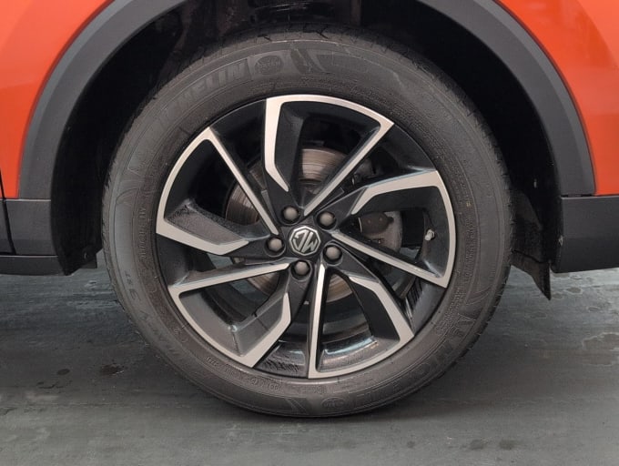 2025 Mg Mg Zs