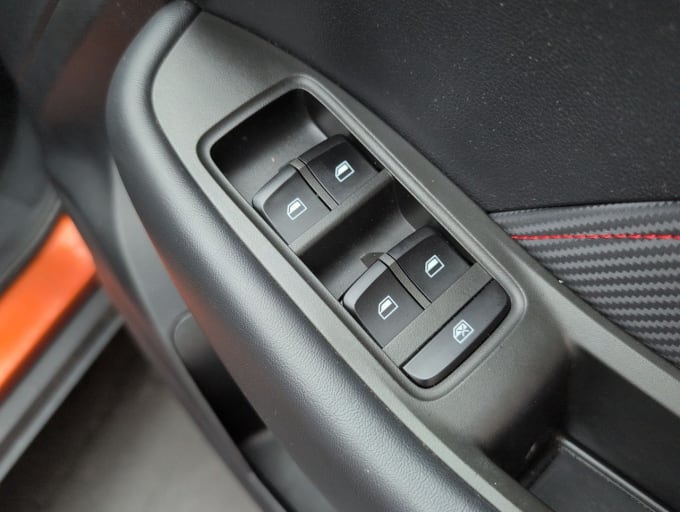 2025 Mg Mg Zs