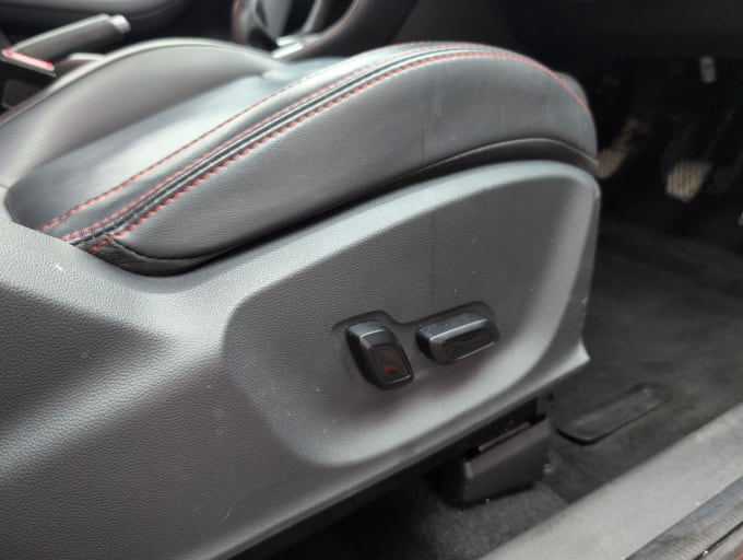2025 Mg Mg Zs