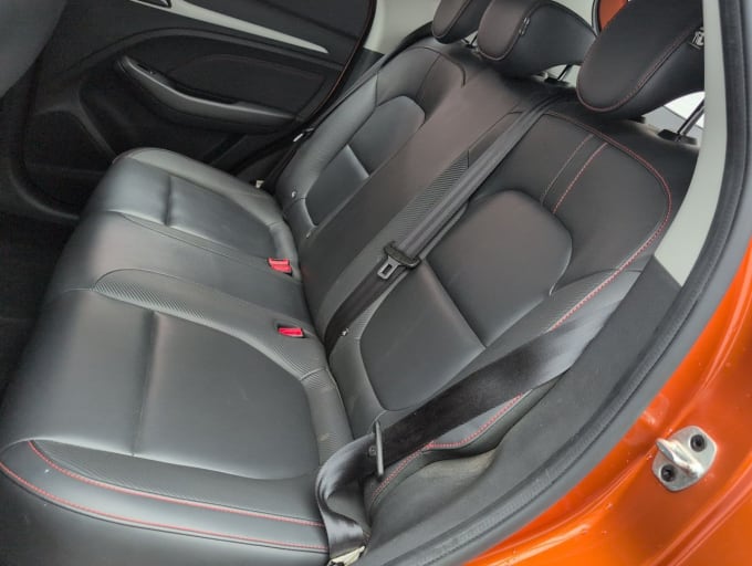 2025 Mg Mg Zs