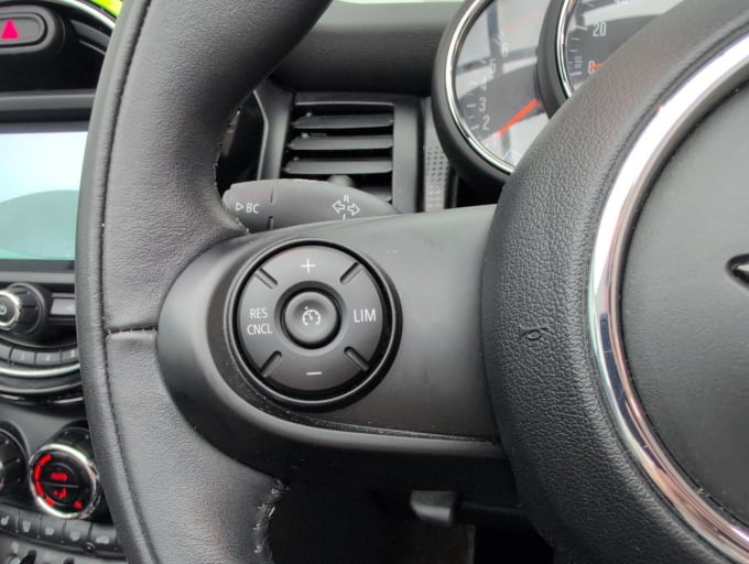 2025 Mini Convertible