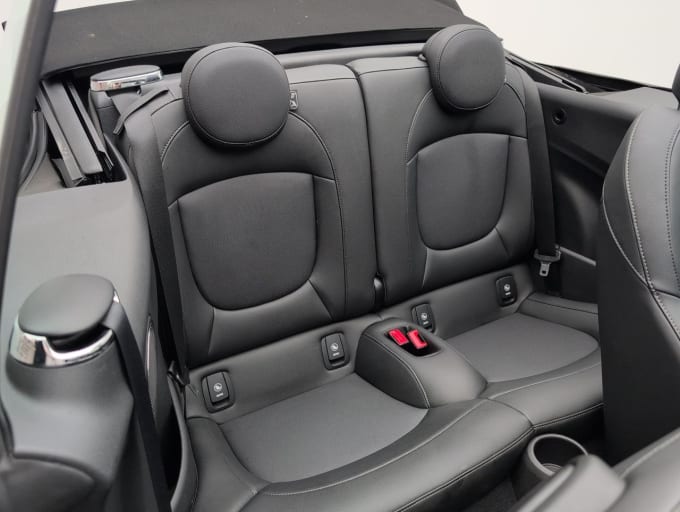 2025 Mini Convertible